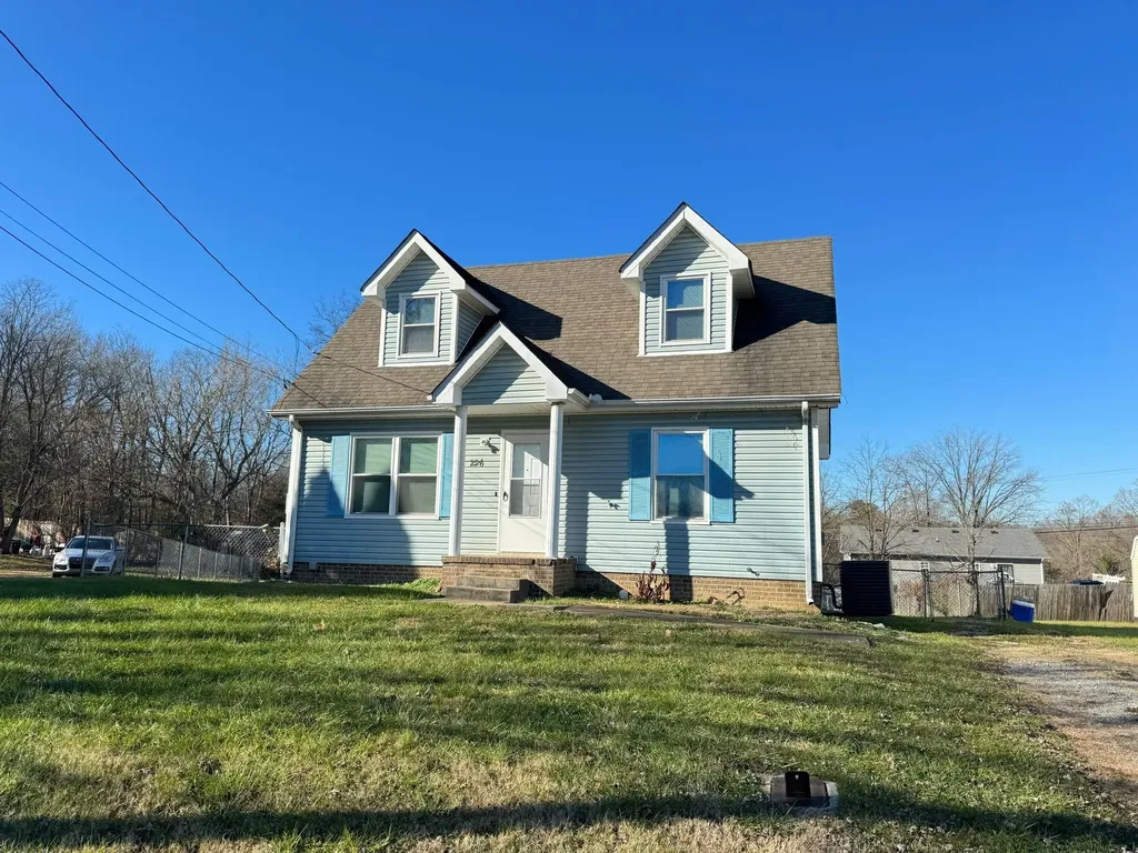 226 Jim Thorpe Clarksville TN 37042