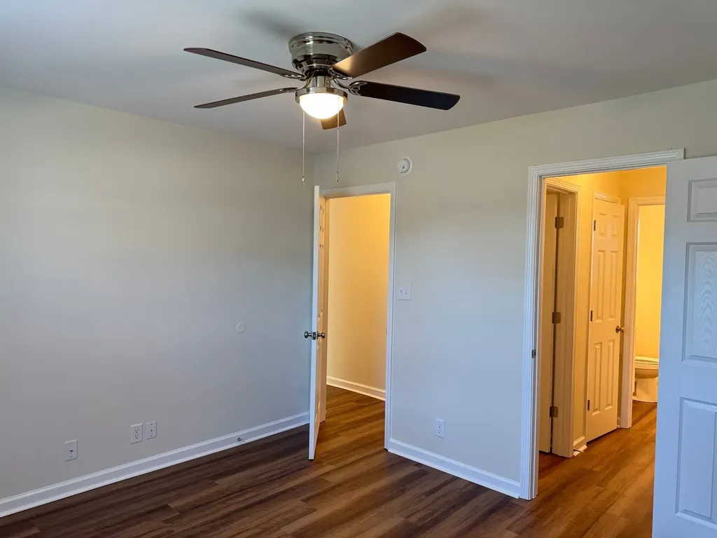 226 Jim Thorpe Clarksville TN 37042