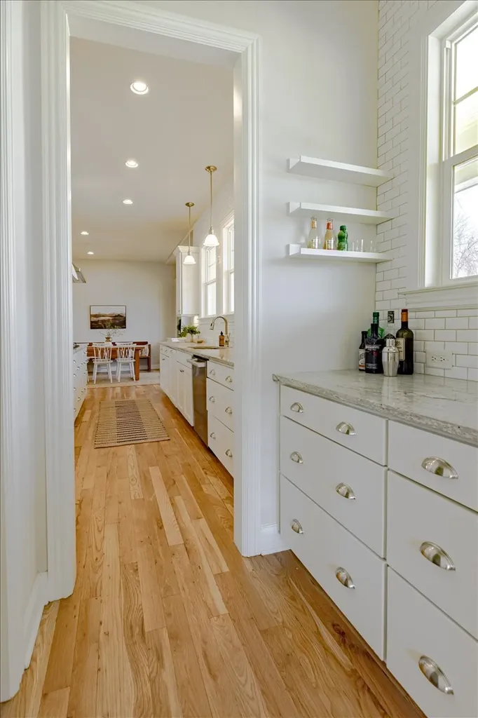 1515 Wilson Pike Brentwood TN 37027