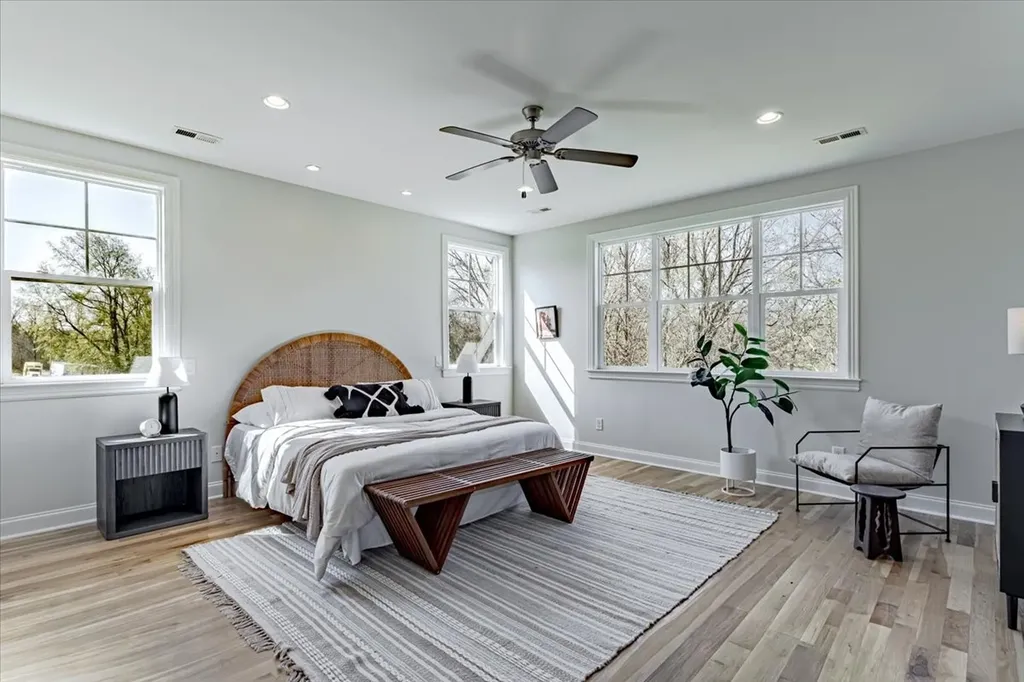 1515 Wilson Pike Brentwood TN 37027