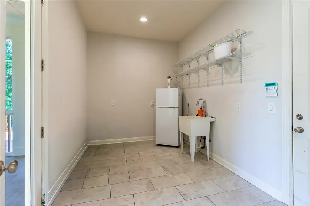 1515 Wilson Pike Brentwood TN 37027