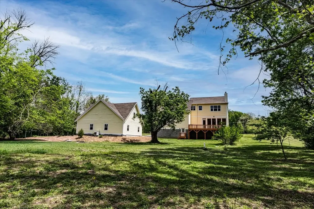 1515 Wilson Pike Brentwood TN 37027