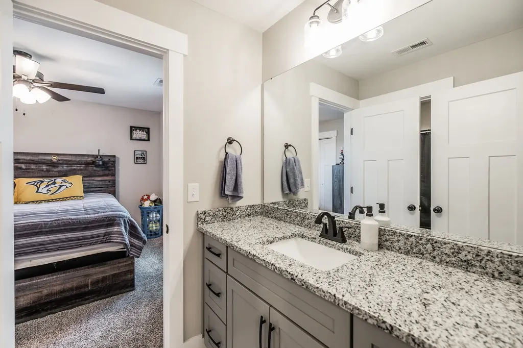 1017 Camden Trail Greenbrier TN 37073