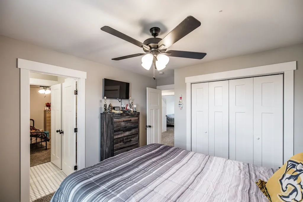 1017 Camden Trail Greenbrier TN 37073