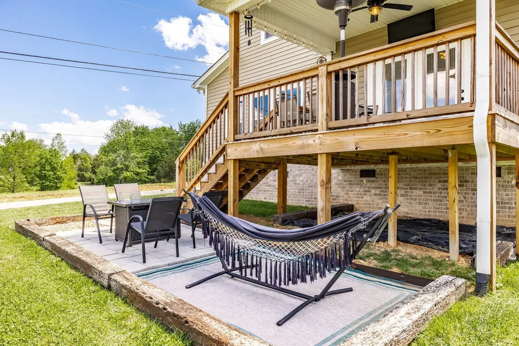 1017 Camden Trail Greenbrier TN 37073