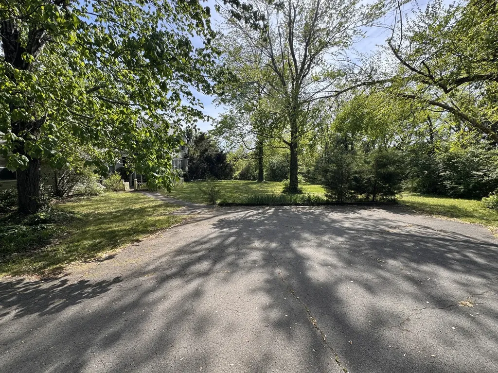 100 Bellevue Dr, W Nashville TN 37205