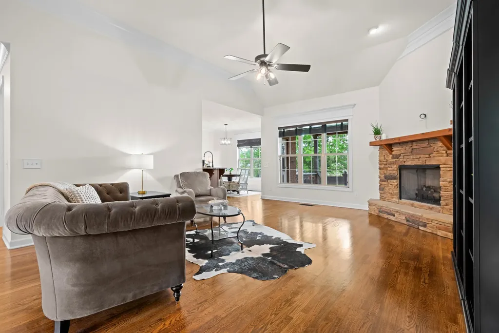 815 Tall Oak Trail Mount Juliet TN 37122