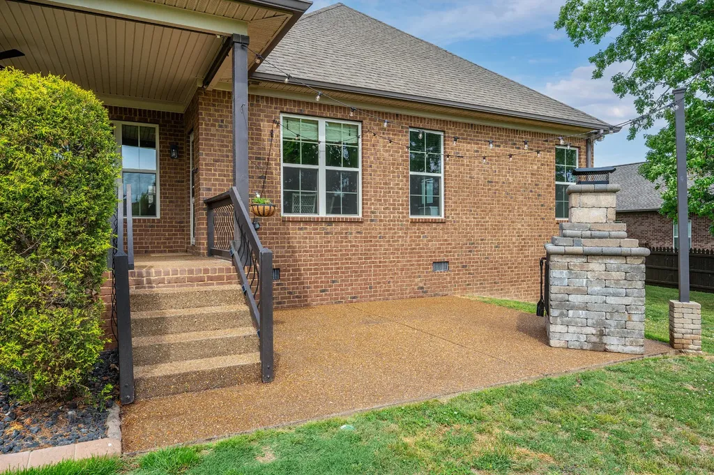 815 Tall Oak Trail Mount Juliet TN 37122