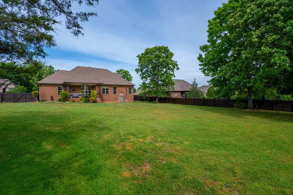 815 Tall Oak Trail Mount Juliet TN 37122