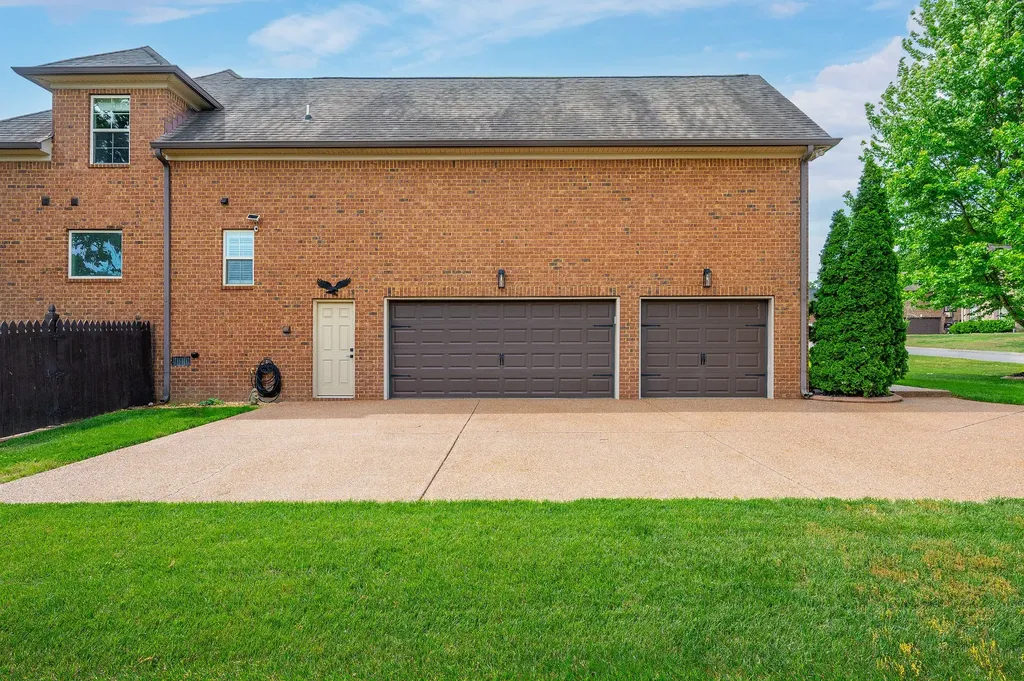 815 Tall Oak Trail Mount Juliet TN 37122