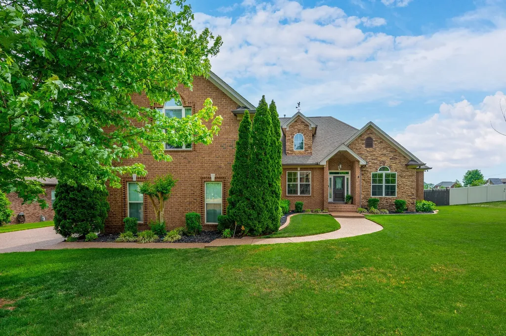 815 Tall Oak Trail Mount Juliet TN 37122