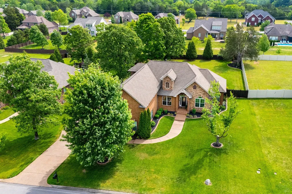 815 Tall Oak Trail Mount Juliet TN 37122