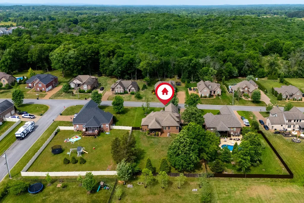 815 Tall Oak Trail Mount Juliet TN 37122