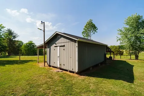 1074 Milk Plant Road Sparta TN 38583