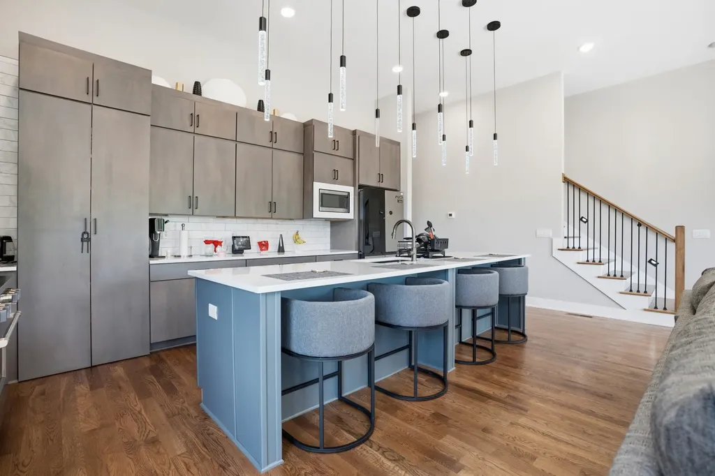 1911 Hailey Avenue Nashville TN 37218