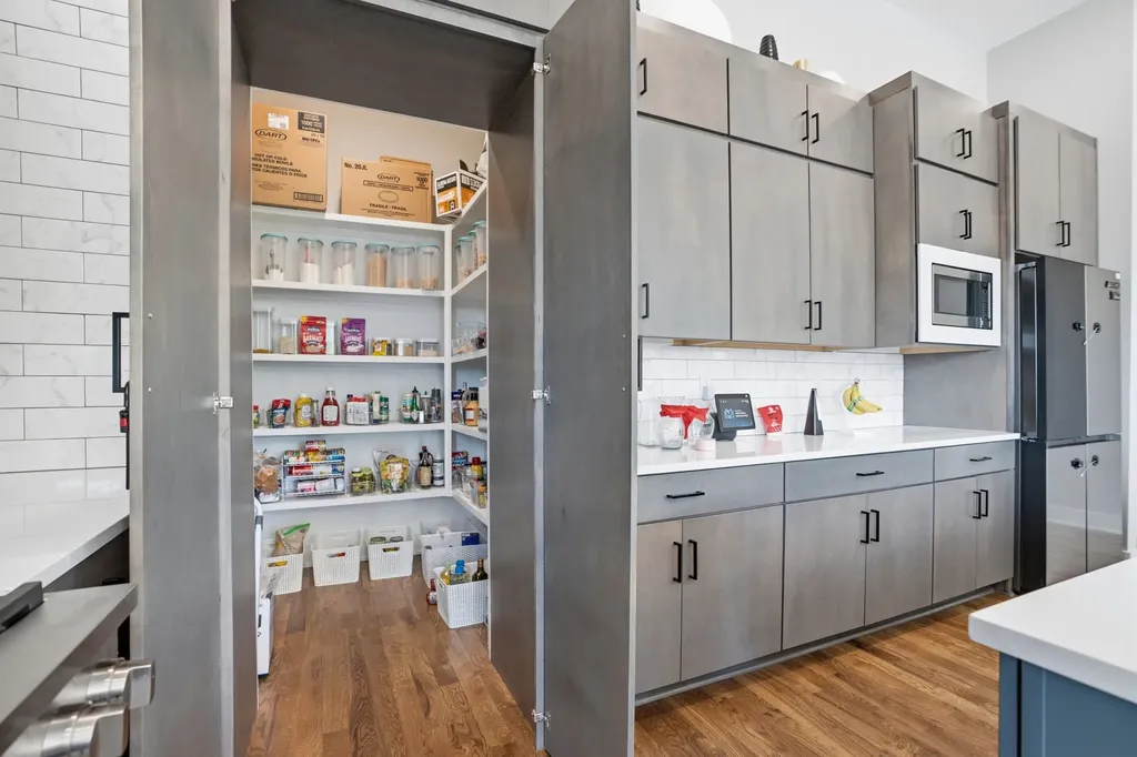 1911 Hailey Avenue Nashville TN 37218