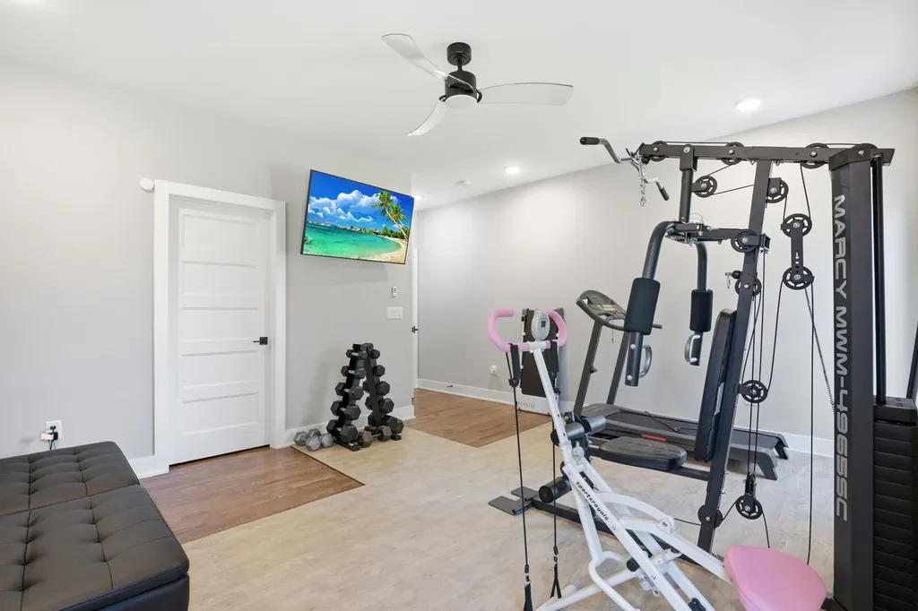 1911 Hailey Avenue Nashville TN 37218