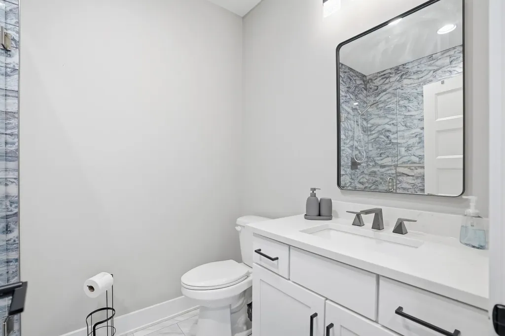 1911 Hailey Avenue Nashville TN 37218