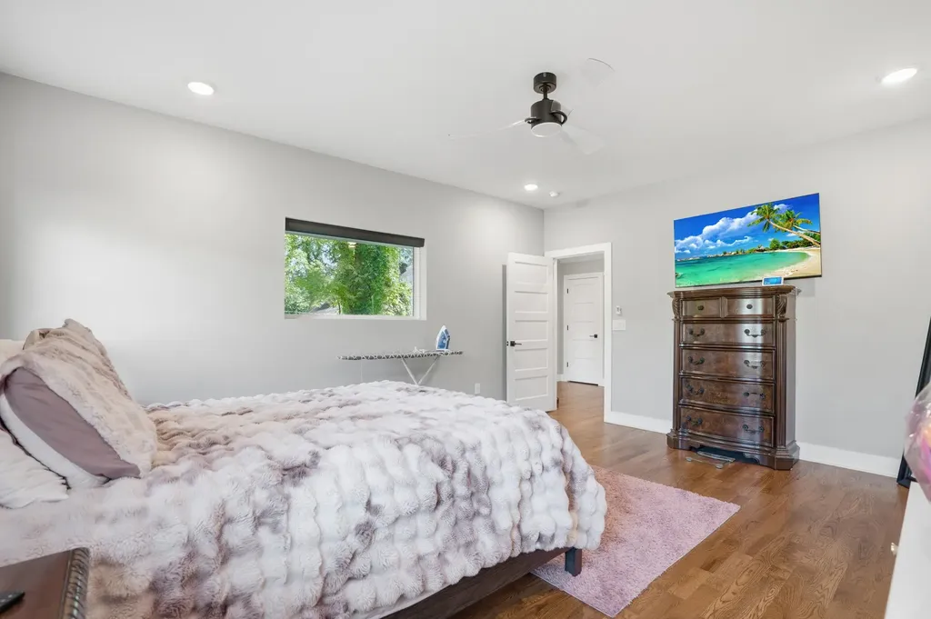 1911 Hailey Avenue Nashville TN 37218