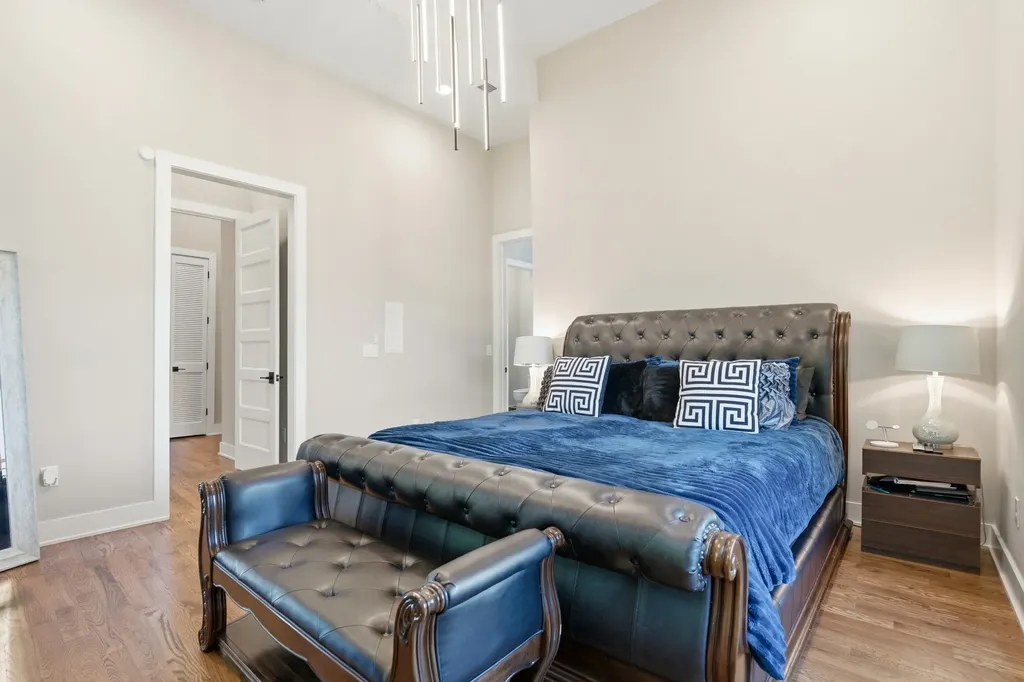 1911 Hailey Avenue Nashville TN 37218