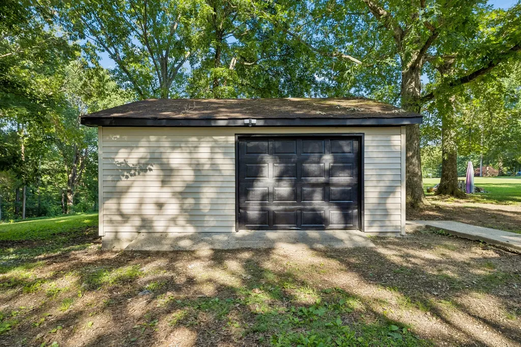730 Chaffin Road Lafayette TN 37083