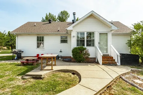 1667 Highway 259 Portland TN 37148