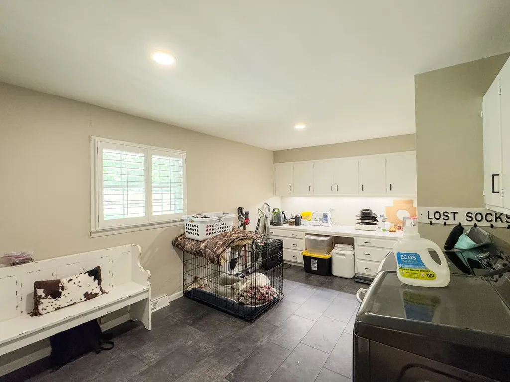 1506 Hillwood Circle Lafayette TN 37083