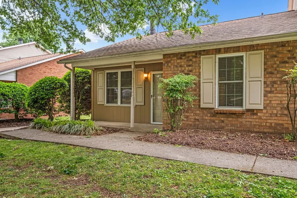 430 Walton Ferry Road Hendersonville TN 37075