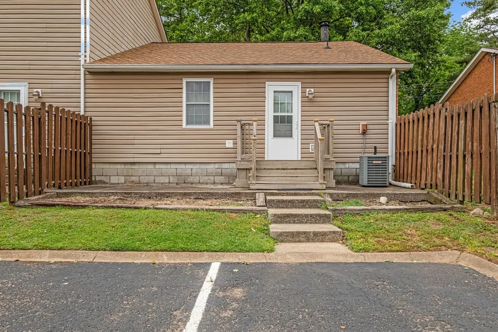 430 Walton Ferry Road Hendersonville TN 37075