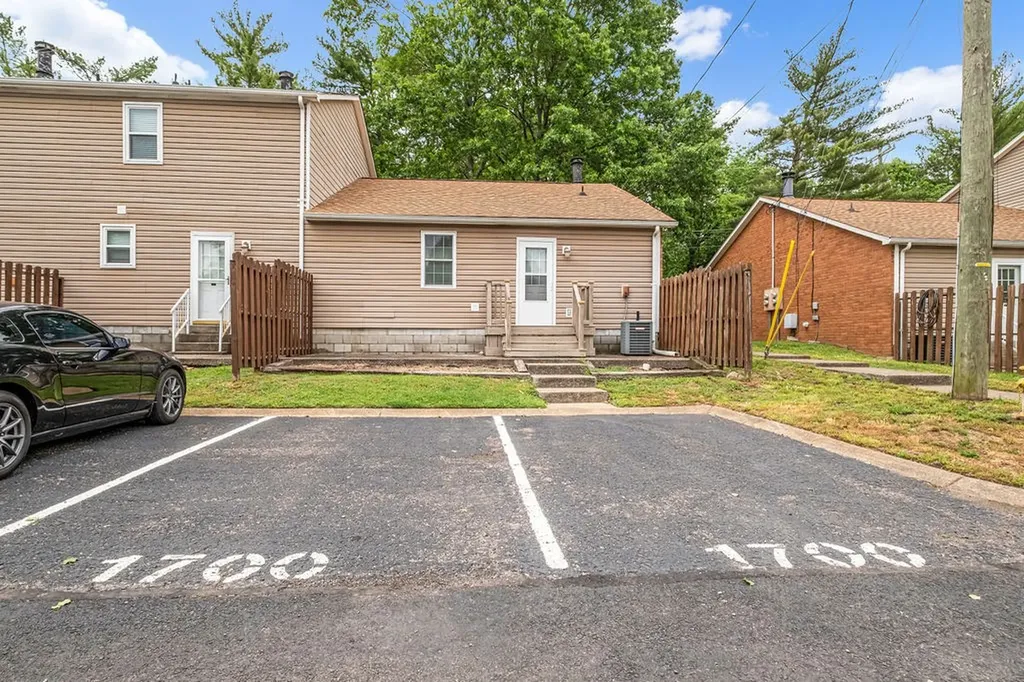 430 Walton Ferry Road Hendersonville TN 37075
