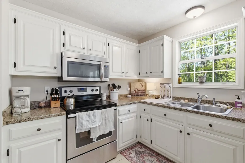 424 Tyler Court Cottontown TN 37048