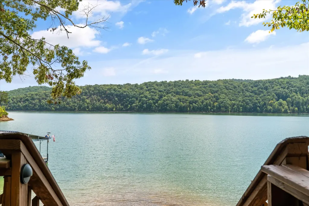 340 Parsons Shores Drive Sharps Chapel TN 37866