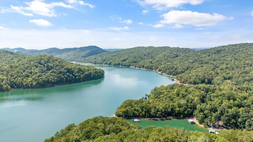 340 Parsons Shores Drive Sharps Chapel TN 37866