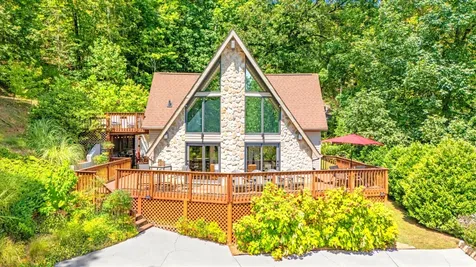 340 Parsons Shores Drive Sharps Chapel TN 37866