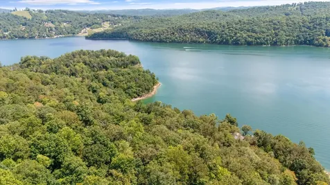 340 Parsons Shores Drive Sharps Chapel TN 37866