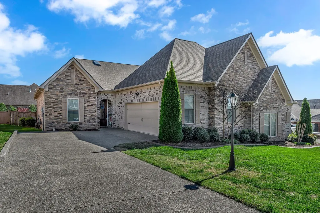 157 Cobbler Circle Hendersonville TN 37075
