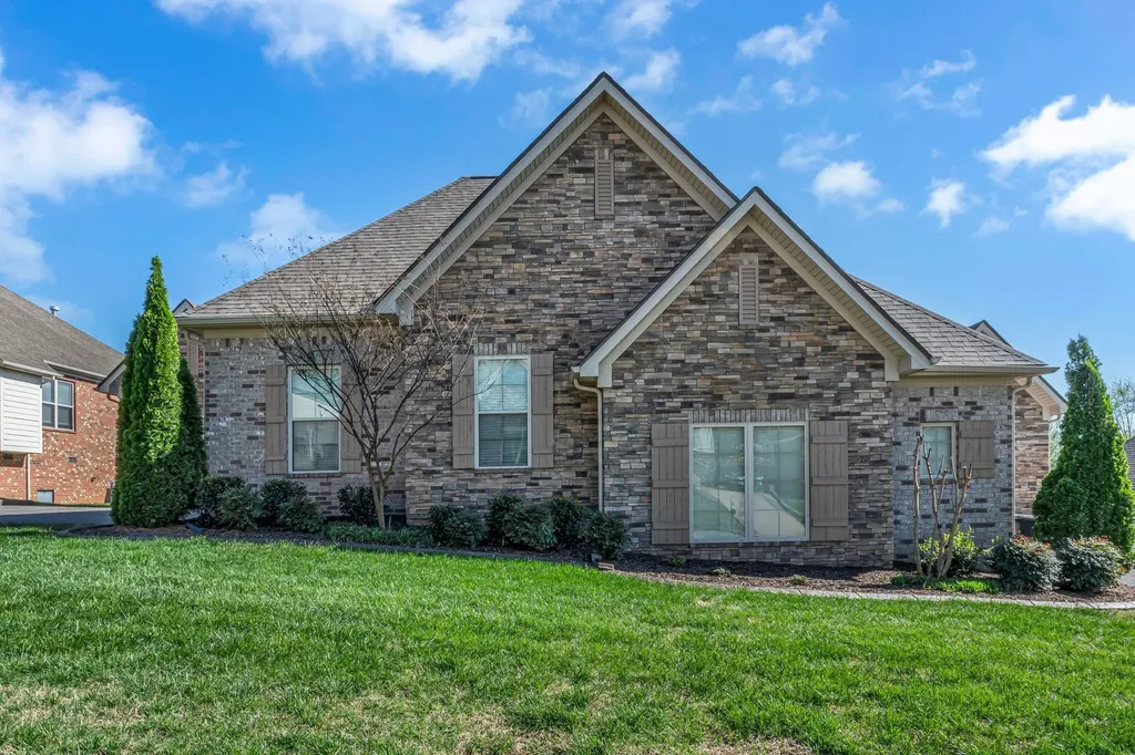 157 Cobbler Circle Hendersonville TN 37075