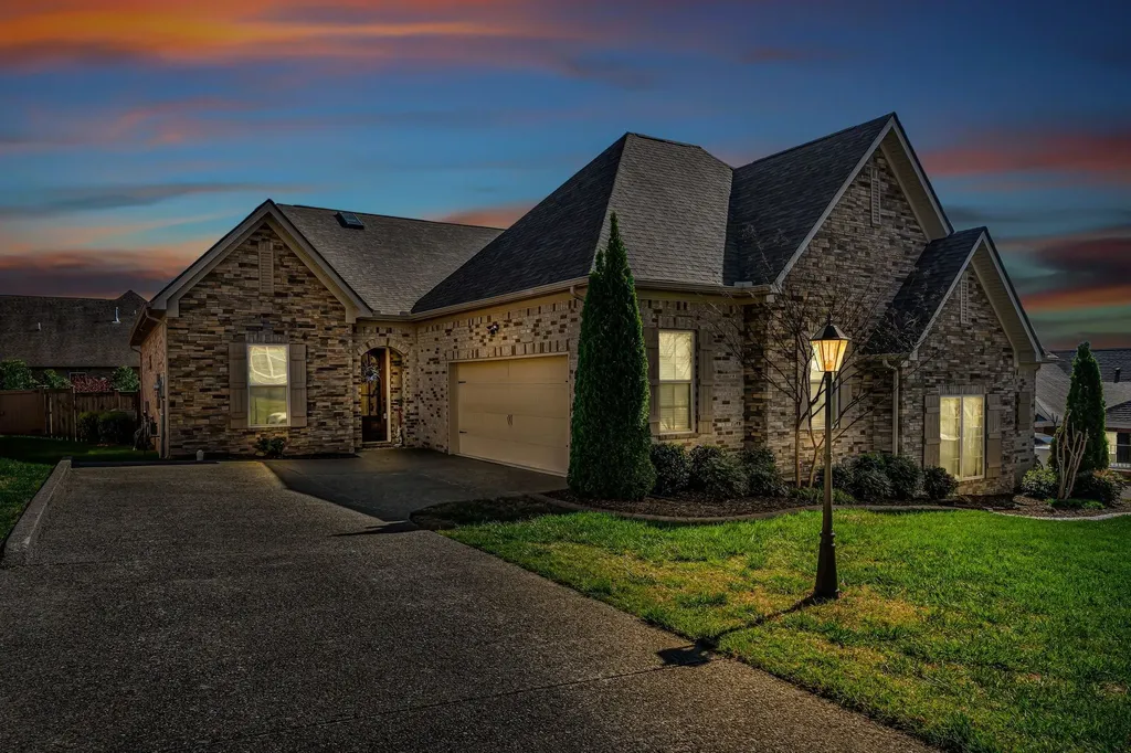 157 Cobbler Circle Hendersonville TN 37075