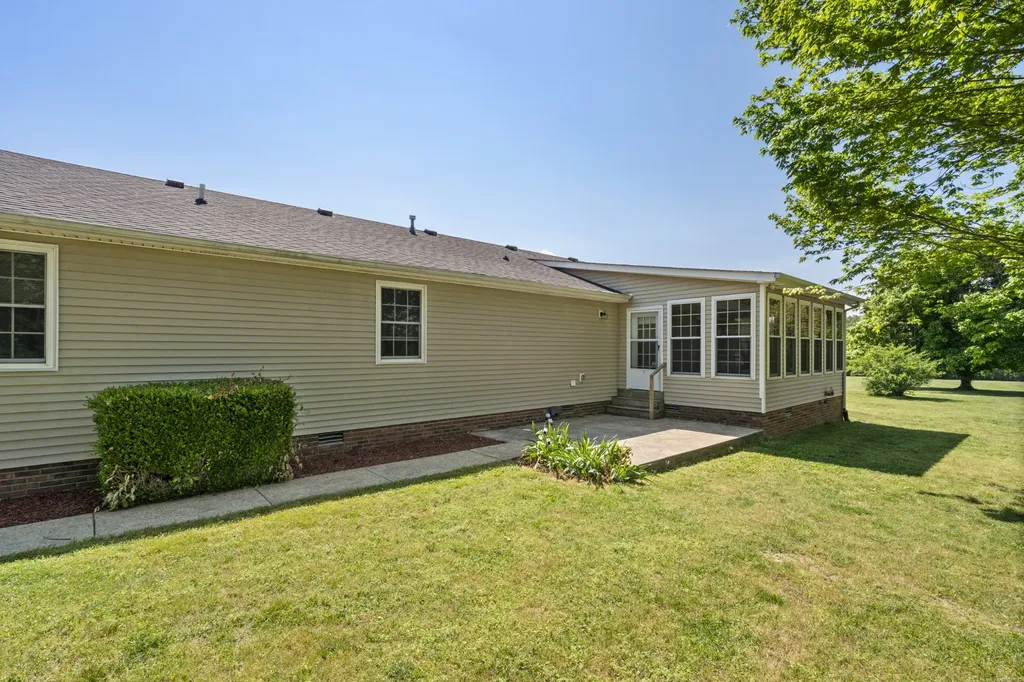 1010 Highway 48, S Dickson TN 37055