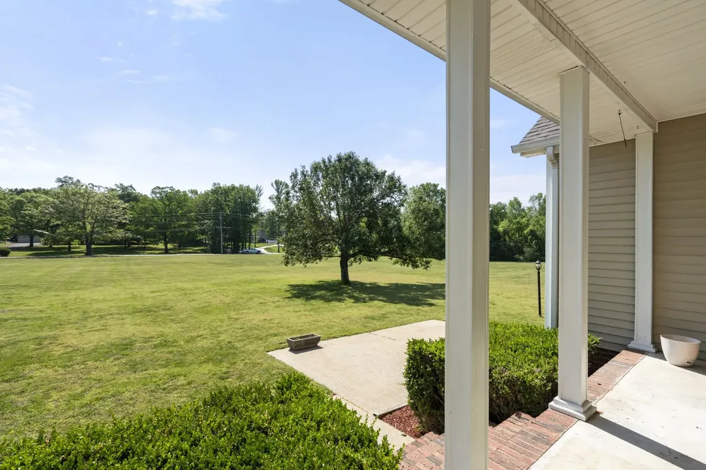 1010 Highway 48, S Dickson TN 37055