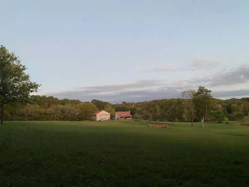 4243 Beech Log Road Lebanon TN 37090