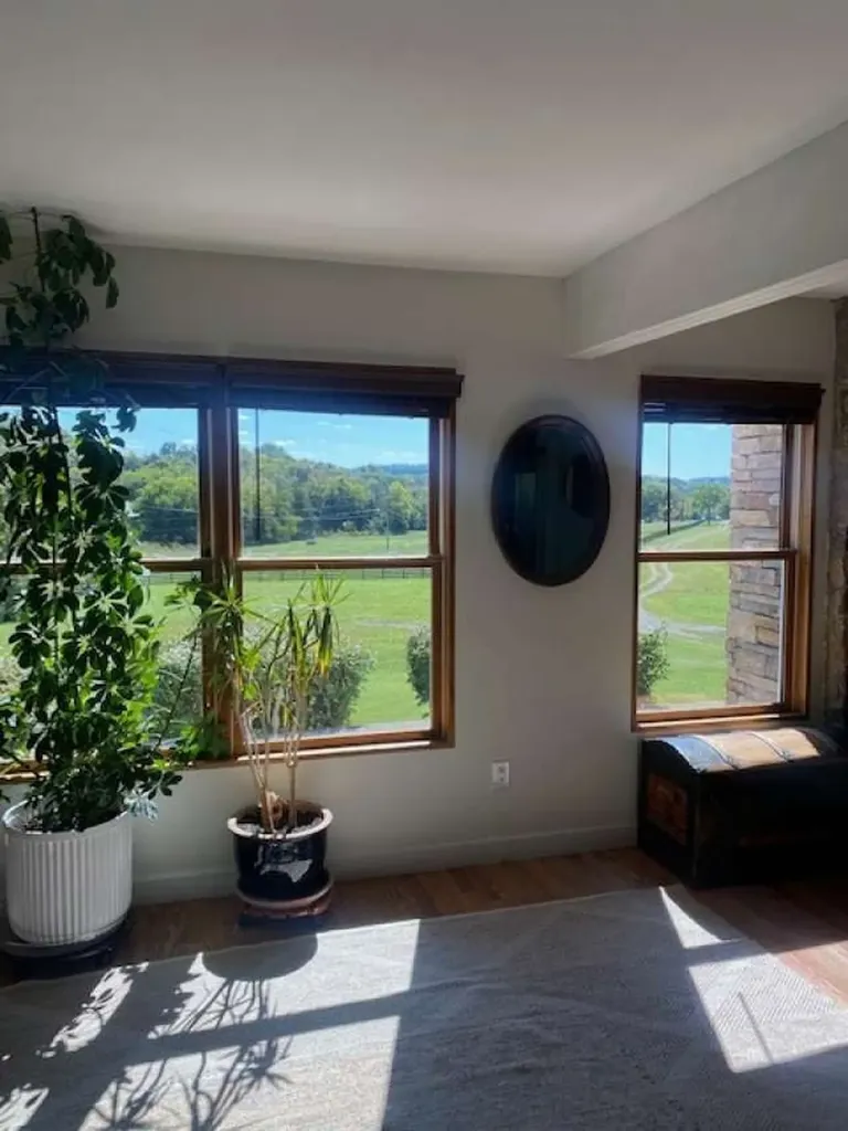 4243 Beech Log Road Lebanon TN 37090
