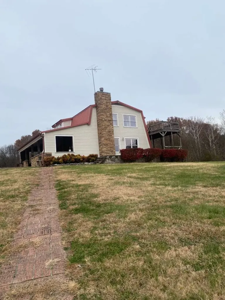 4243 Beech Log Road Lebanon TN 37090