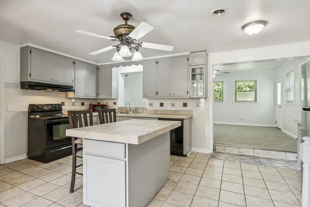 683 Brewer Drive Nashville TN 37211
