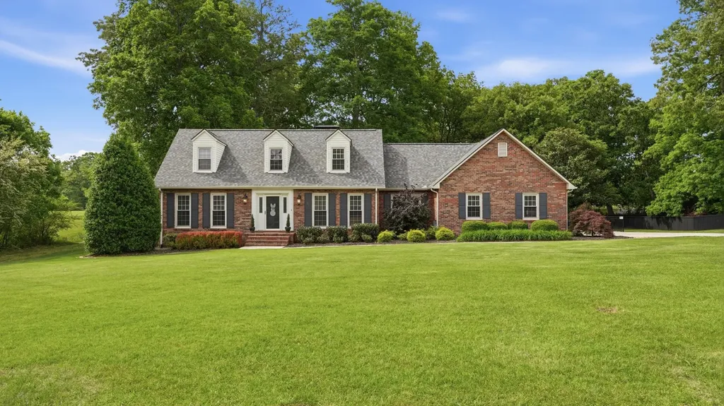 1729 Country Club Drive Tullahoma TN 37388