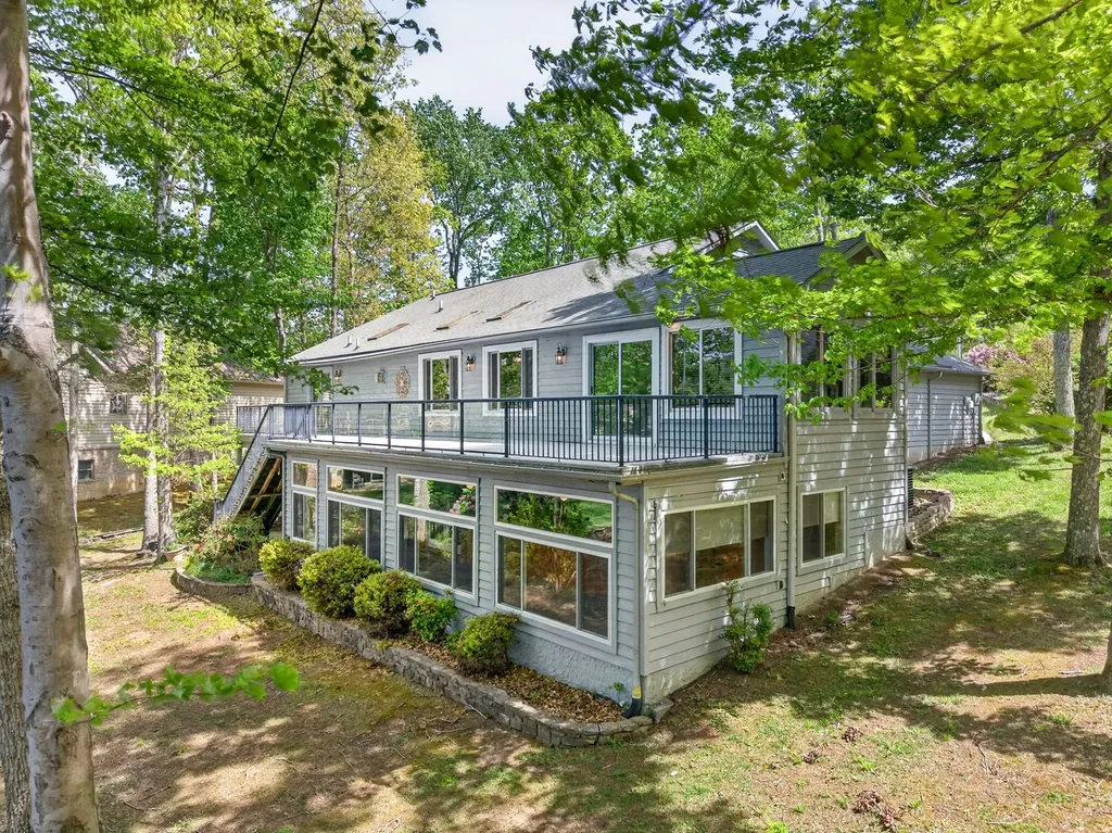 167 Markham Lane Crossville TN 38558