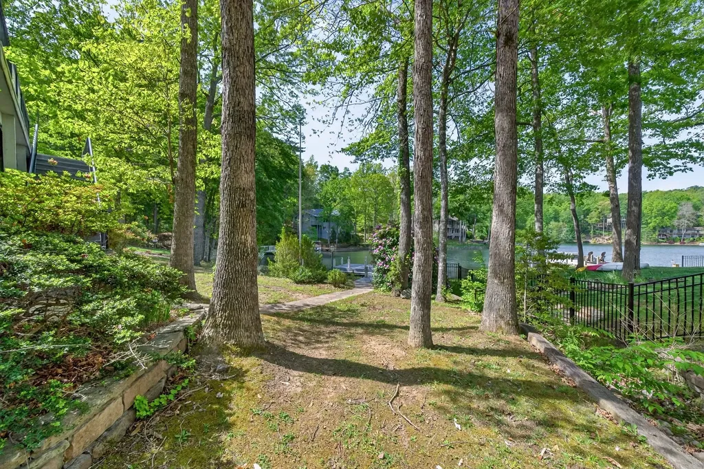 167 Markham Lane Crossville TN 38558