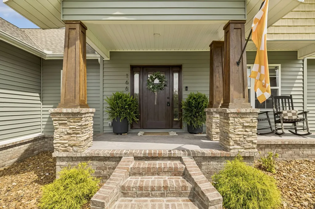 166 Coley Court Lafayette TN 37083