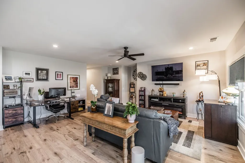 1885 Woodruff Avenue Greenbrier TN 37073