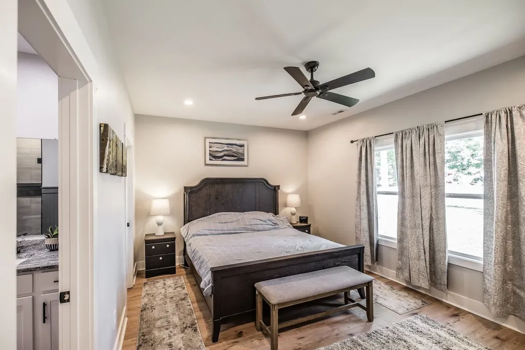1885 Woodruff Avenue Greenbrier TN 37073